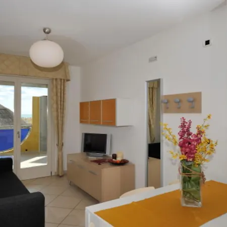 Spacious With A Big Terrace Апартаменты *