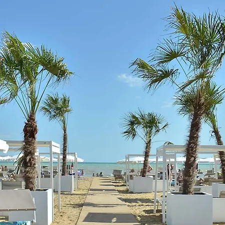 Spacious Seaview With A Big Terrace Bibione