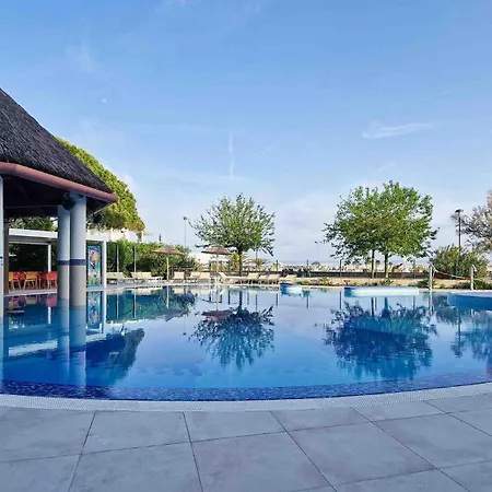 Spacious With A Big Terrace Бибионе